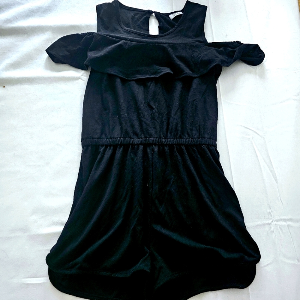 Joey B Black Off the Shoulder Ruffle Romper (Girls Size L)